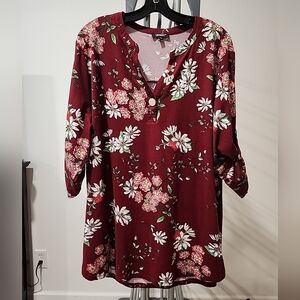 Lienridy Womens 2XL Maroon & Whit Floral 3/4 Roll Up Sleeve V Neck Blouse